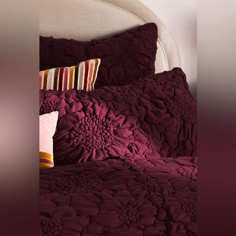 Anthropologie Dahlia Cotton Jersey Floral Quilt King - Picture 2 of 8